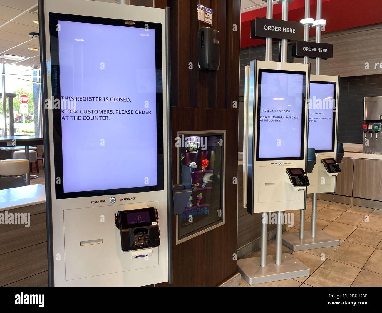 Mcdonalds self order kiosk hi-res stock photography and images - Alamy