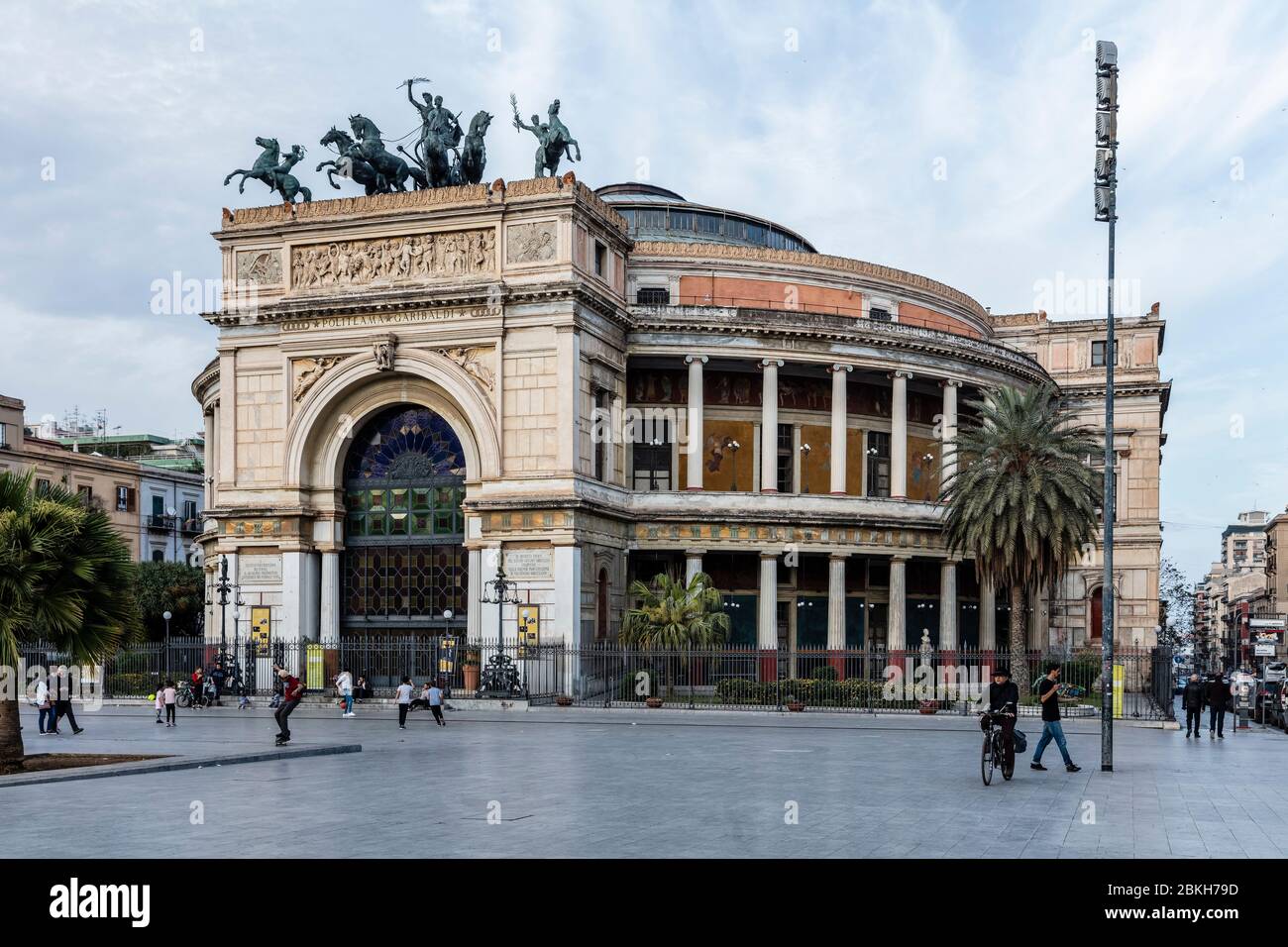 Opera House in Palermo Sicily Stock Photo Alamy