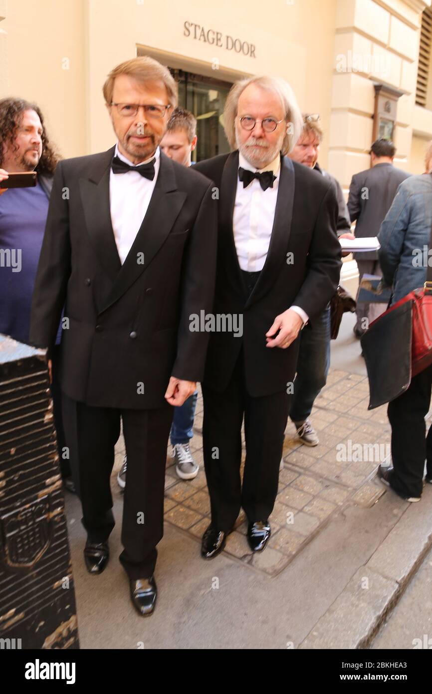 ABBA Bjšrn Ulvaeus, Benny Andersson Stage Door At The Royal Opera House ...