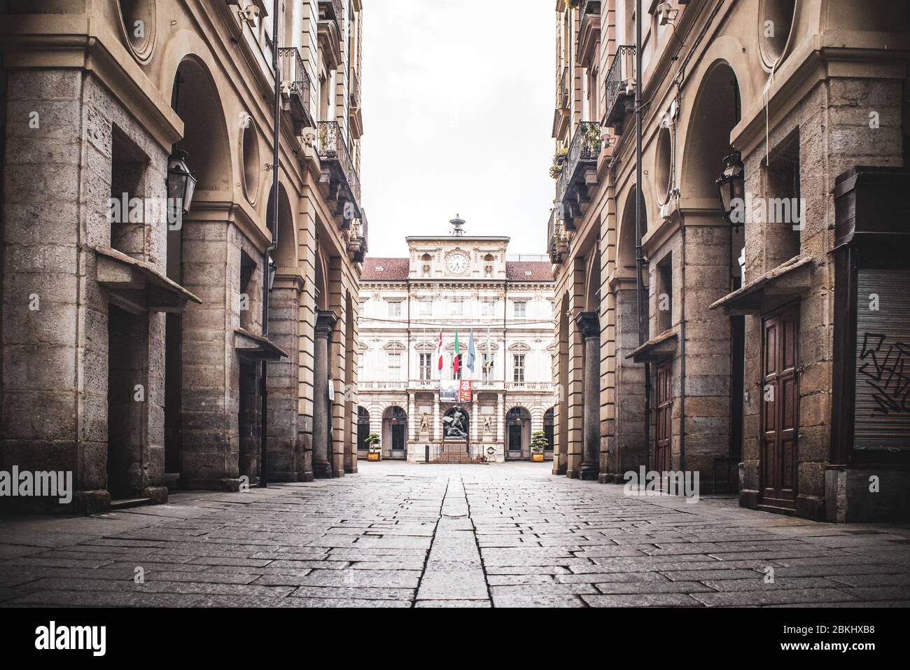 Torino, Italy. 26th Apr, 2020. Turin, Italy, April 2020: The facade of Palazzo di Città, head office of the Municipality of Torino during the Covid-19 pandemic lockdown period (Photo by Alessandro Bosio/Pacific Press) Credit: Pacific Press Agency/Alamy Live News Stock Photo