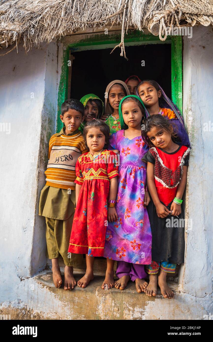 India, Gujarat State, Kutch region, Ludiya village, near Bhuj, group of Meghwal children Stock Photo
