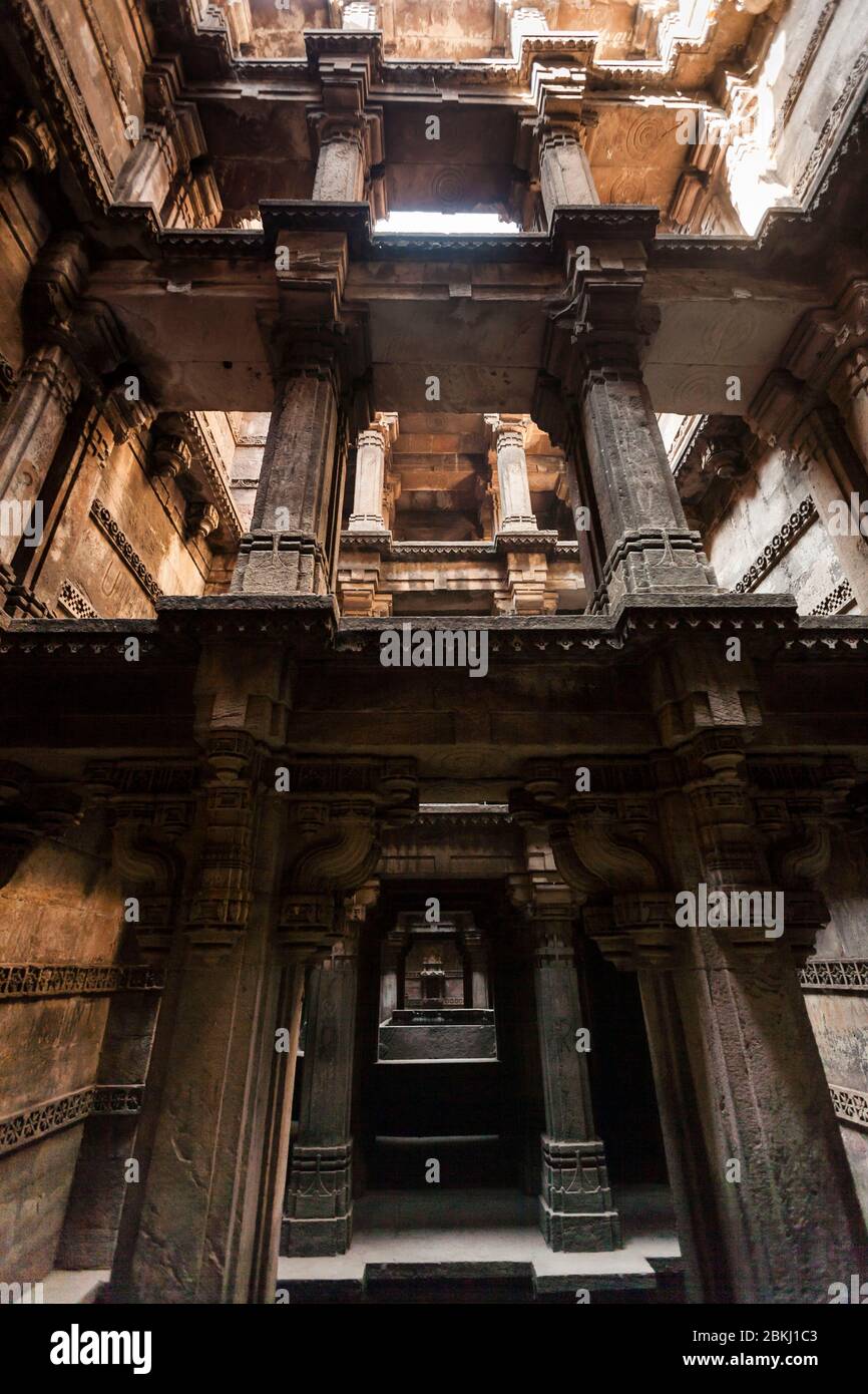 India, Gujarat State, Ahmedabad, Dada Hari Wav, also called Bai Harir Vav, former underground stepwell, or Baoli, with elaborate sculptures on the walls, giving access to a spring, listed as World Heritage by Unesco Stock Photo