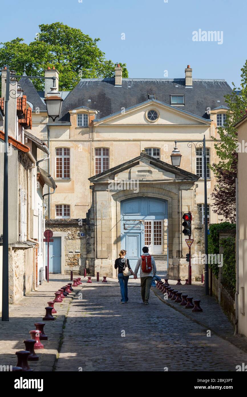 France, Hauts de Seine, Sceaux, Rue des Imbergeres-Le Petit Chateau Stock Photo
