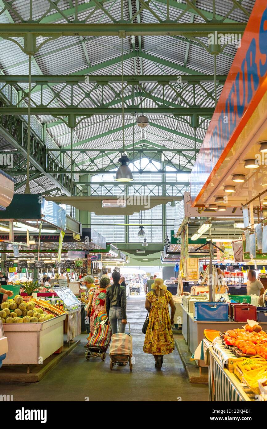 France, Hauts de Seine, Le Plessis-Robinson, the market hall Stock Photo