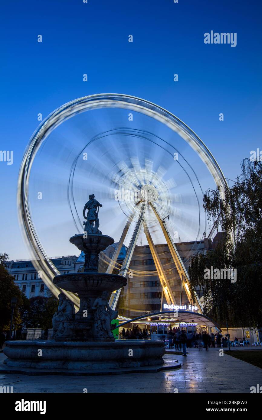Downtown Budapest Pest Budapest Eye Ferris Wheel On Erzsebet Square Budapest Central Hungary Hungary Stock Photo Alamy
