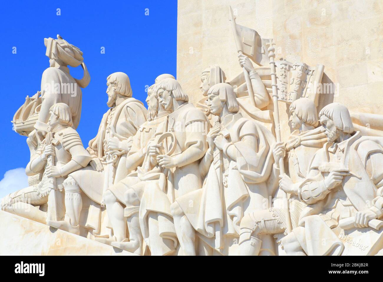 Portugal, Lisbon, Belem, Padrão dos Descobrimentos (Monument to the Discoveries), monument built (in 1960 by architect José Angelo Cottinelli Telmo) in memory of Portuguese navigators of the 15th and 16th centuries and Prince Henry the Navigator Stock Photo