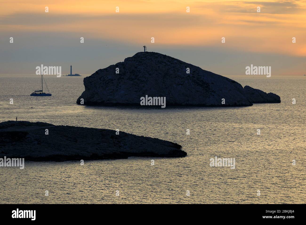 France, Bouches du Rhone, Calanques National Park, Marseille, 8th arrondissement, Goudes district, Cap Croisette and the bay of the Monkeys, Tiboulen de Maire island, Planier lighthouse in the background Stock Photo