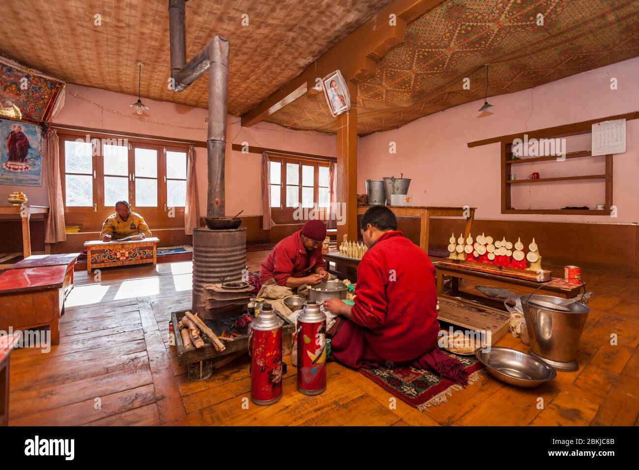 India, Jammu and Kashmir, Ladakh, Likir Gompa, Losar, Tibetan New Year celebration, monks making yak butter sculptures, altitude 3700 meters Stock Photo