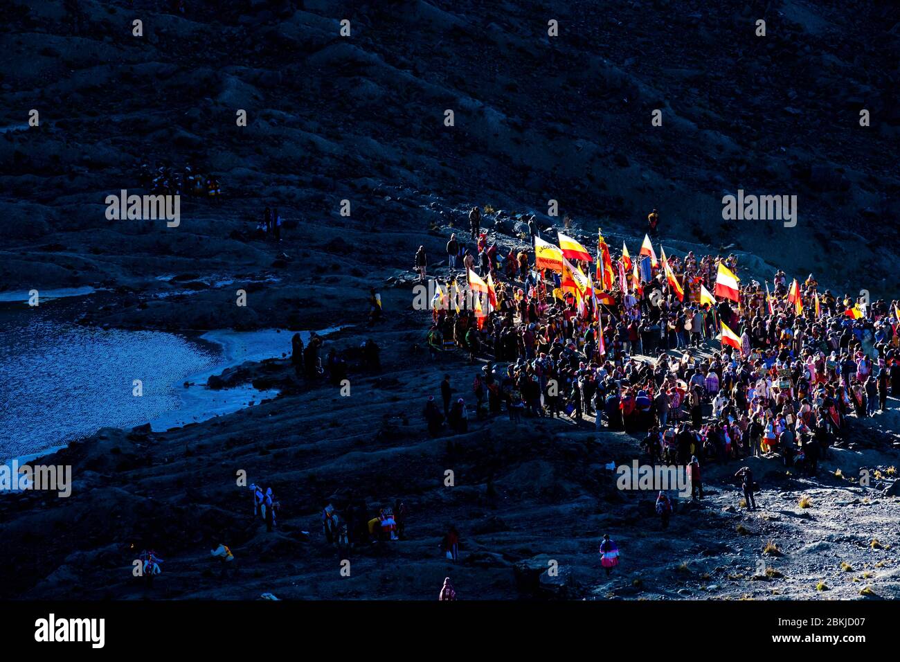 Peru, Cusco, Mahuayani, Cordillera de Sinakara, pilgrimage of Qoyllur R'iti, greeting to the rising sun, by the Quechua nations, each gathered in their traditional place of worship Stock Photo