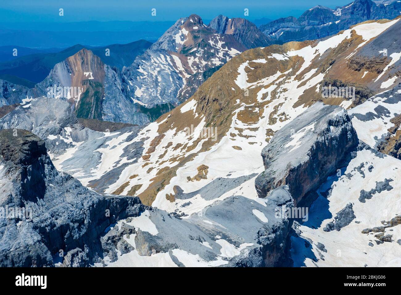 Spain, Aragon, comarque of Sobrarbe, province of Huesca,National Park of Ordesa and Monte Perdido, listed as World Heritage by UNESCO, panorama over the Brèche de Roland (bottom right), the Taillon 3146m (top right) and in the back, the Peña de Otal 2709m and the Sierra Tendenera 2853m, from the summit of Marbore 3252m Stock Photo