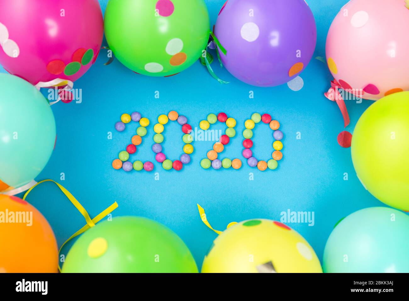 Balloon drop new year hi-res stock photography and images - Alamy
