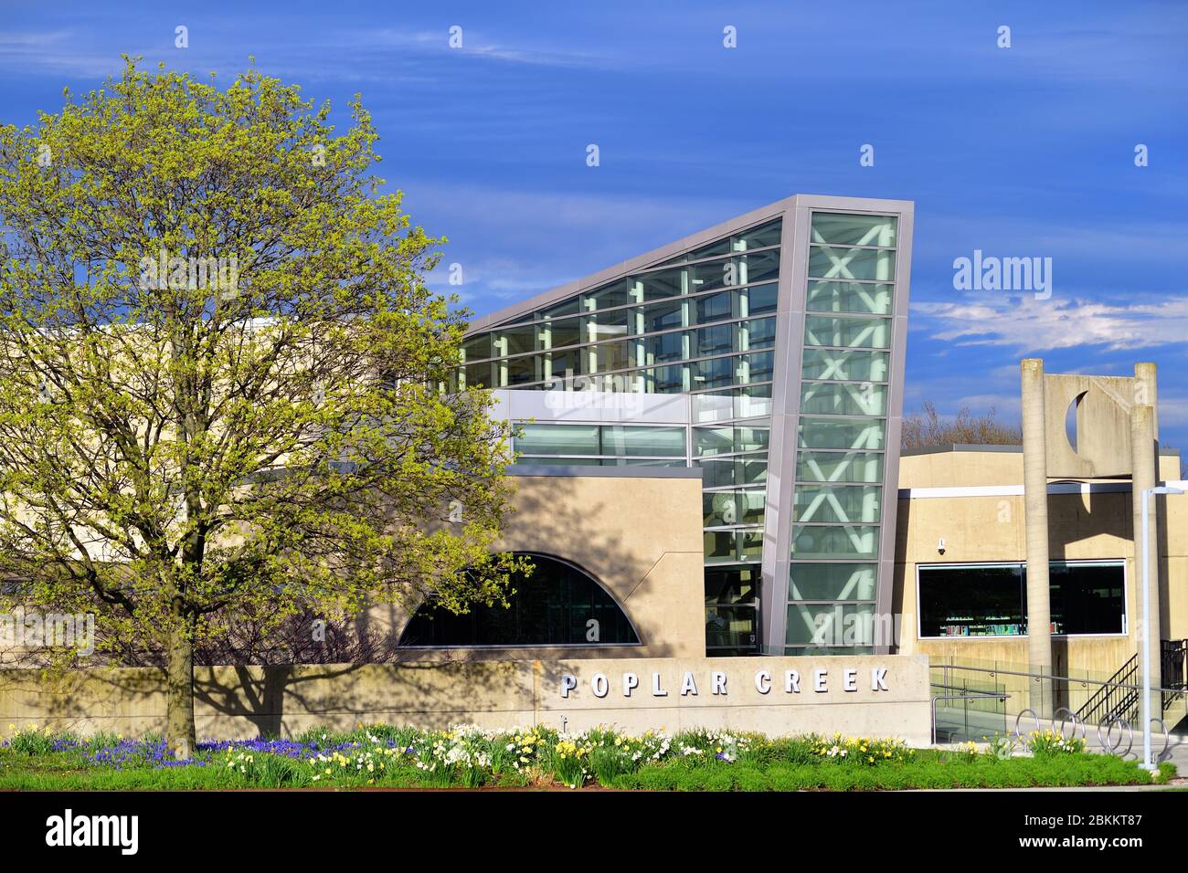 Streamwood, Illinois, USA. Modern community library in a Chicago suburb in the United States