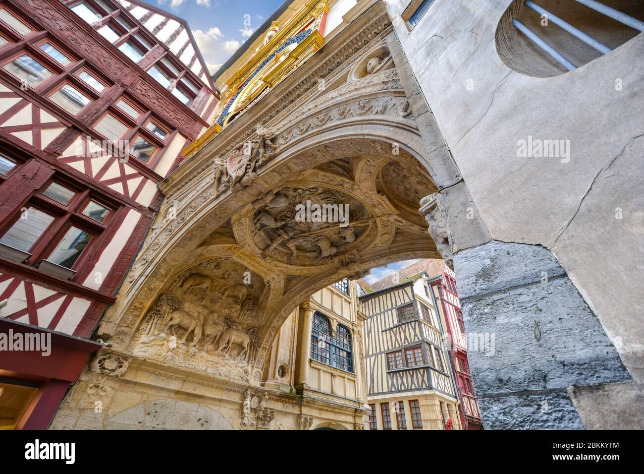Rouen sculpture hi-res stock photography and images - Alamy