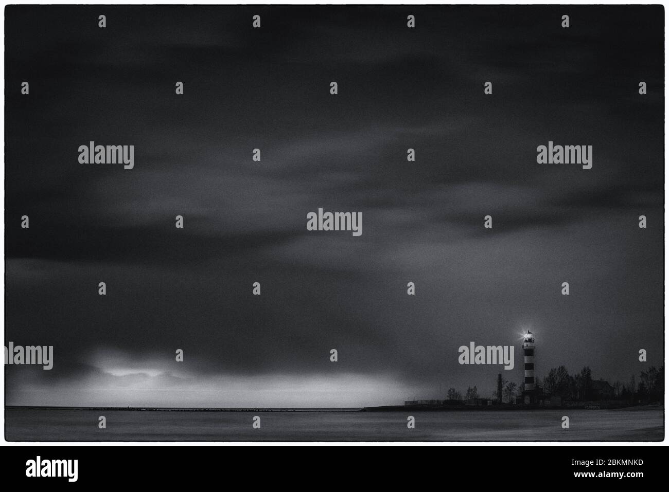 Dramatic sky evening sun Cut Out Stock Images Pictures Alamy