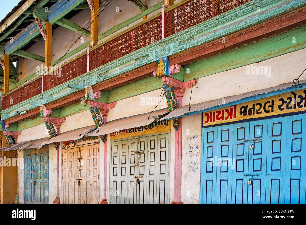 Bracket architecture hi-res stock photography and images - Alamy