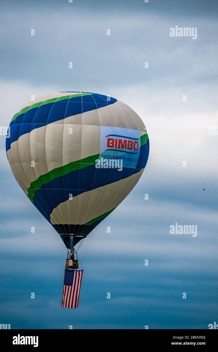 Hot air balloon takes off hi-res stock photography and images - Page 2 -  Alamy