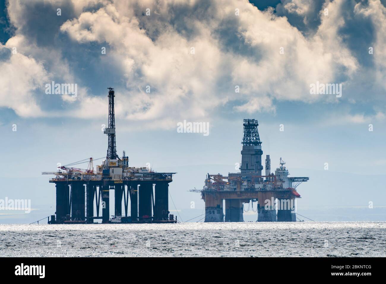 View of mothballed offshore platforms Sedco 711 (left ) and Deepsea Aberdeen moored in Firth of Forth river , Scotland, UK Stock Photo