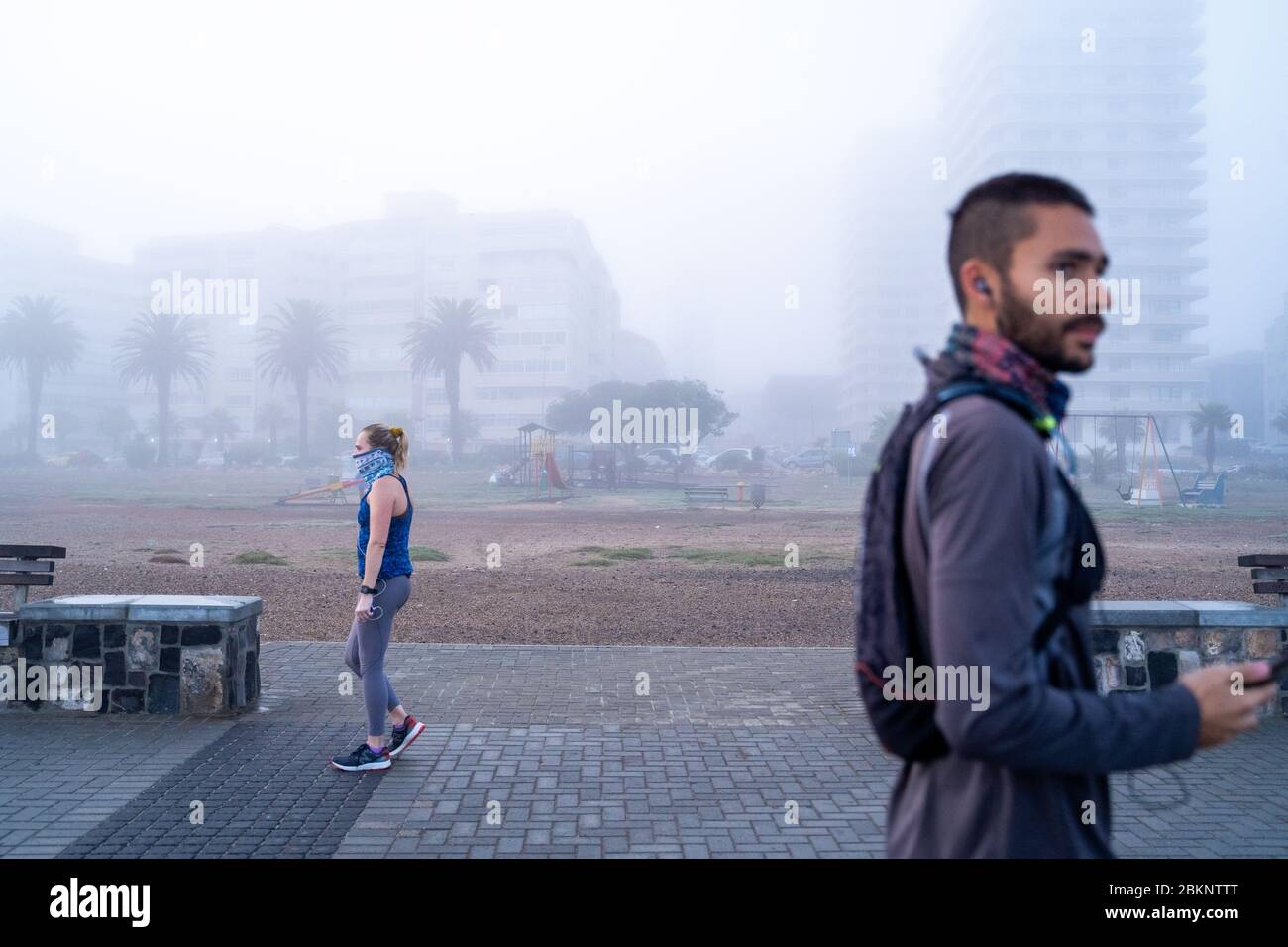 Life under coronavirus lockdown in Cape Town, South Africa. Sea Point Promenade, 01 May 2020. Hundreds of South Africans flocked to their locals outdoor spots to exercise after 5 weeks of not being allowed to outdoors. Lockdown level 4 allows three hours of exercise allowed between 6am and 9am. Stock Photo