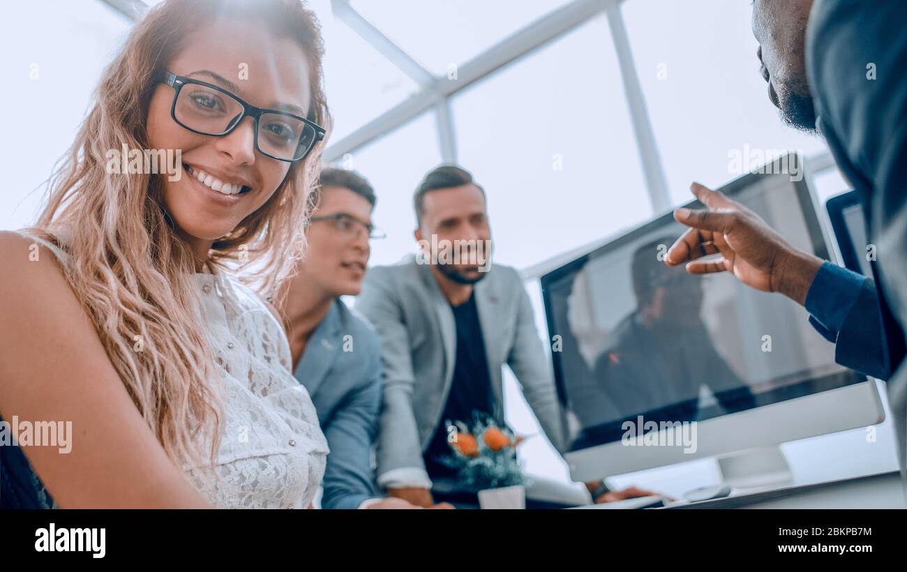 successful business team in the workplace Stock Photo - Alamy