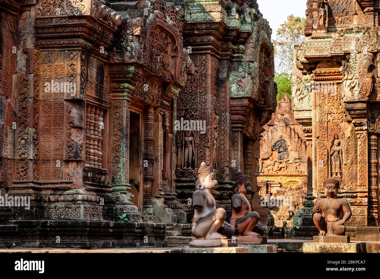 Banteay Srey Temple, Angkor Wat Temple Complex, Siem Reap, Cambodia. Stock Photo