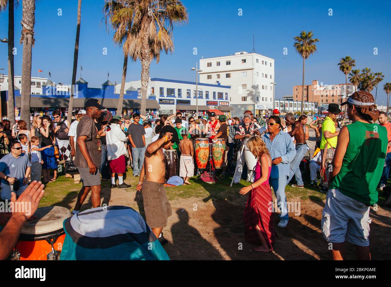 Drum circle venice beach los hires stock photography and images Alamy