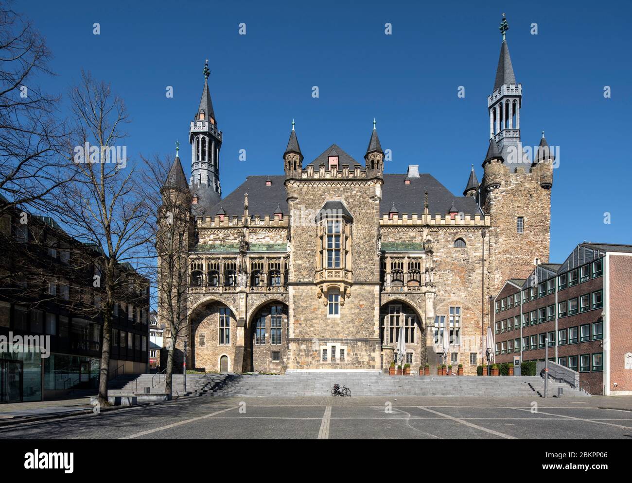 Aachen, Katschhof mit Rathaus von Süden Stock Photo