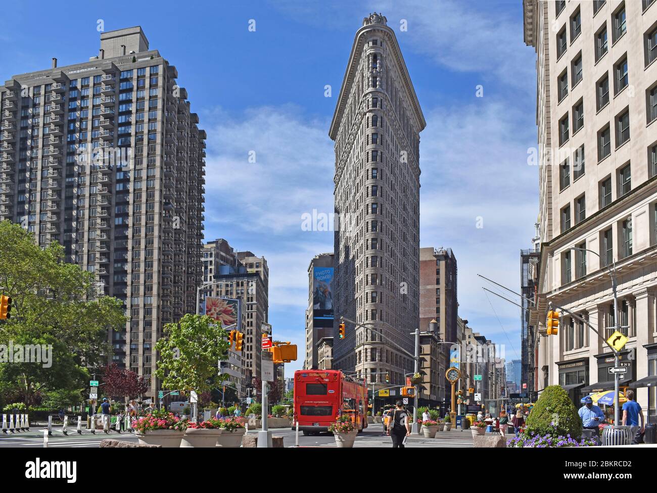Intersection broadway 5th avenue new hi-res stock Intersection broadway 5th avenue new hi-res stock