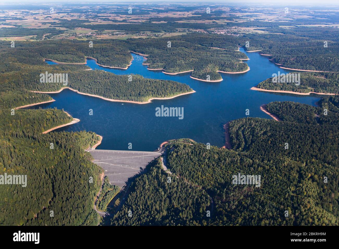 France, Meurthe et Moselle, Pierre Percee, lake of Pierre Percee near Badonviller and Fenneviller, the largest lake in Lorraine, EDF dam (aerial view) Stock Photo