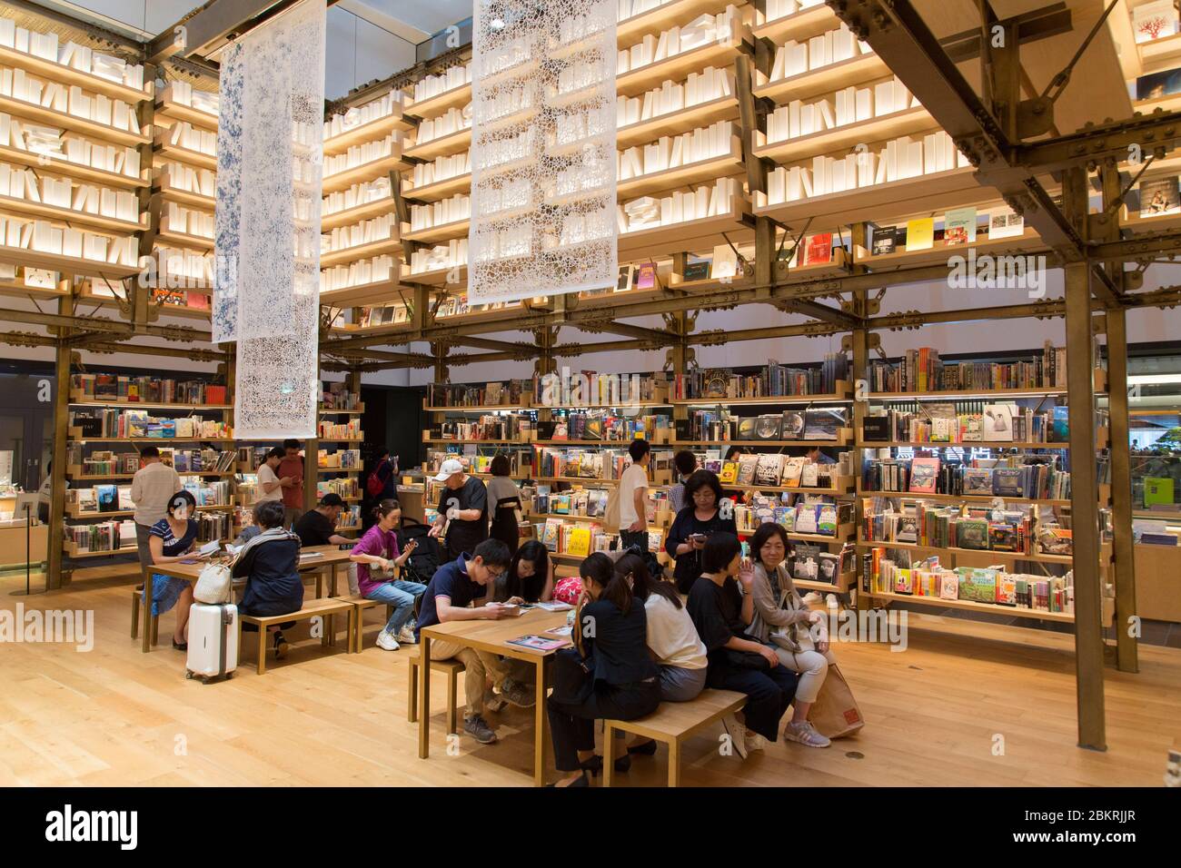 Japan, Honshu Island, Kanto region, Tokyo, Ginza, Ginza Six, the most garnd shopping complex in the district, Tsutaya Books, bookstore Stock Photo