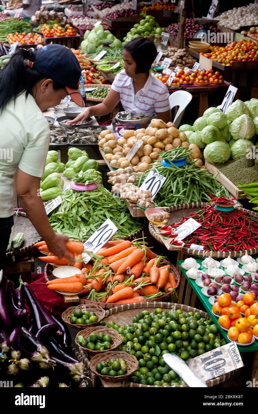 Philippines, Luzon Island, Manila, fruit and vegetable market Stock Photo