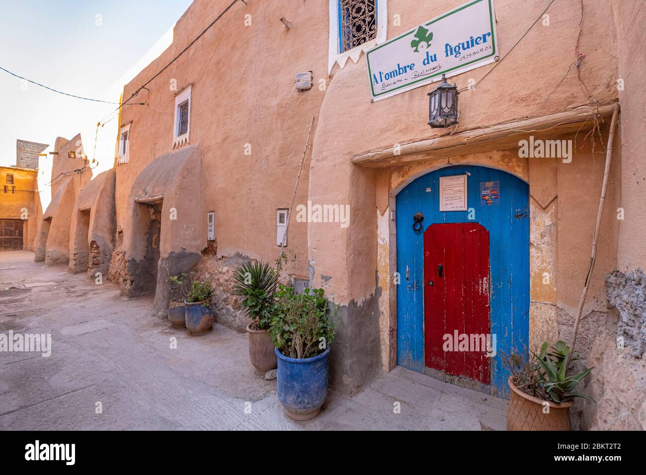 Morocco, Souss-Massa region, Tiznit, the medina, A L'Ombre du Figuier  restaurant Stock Photo - Alamy