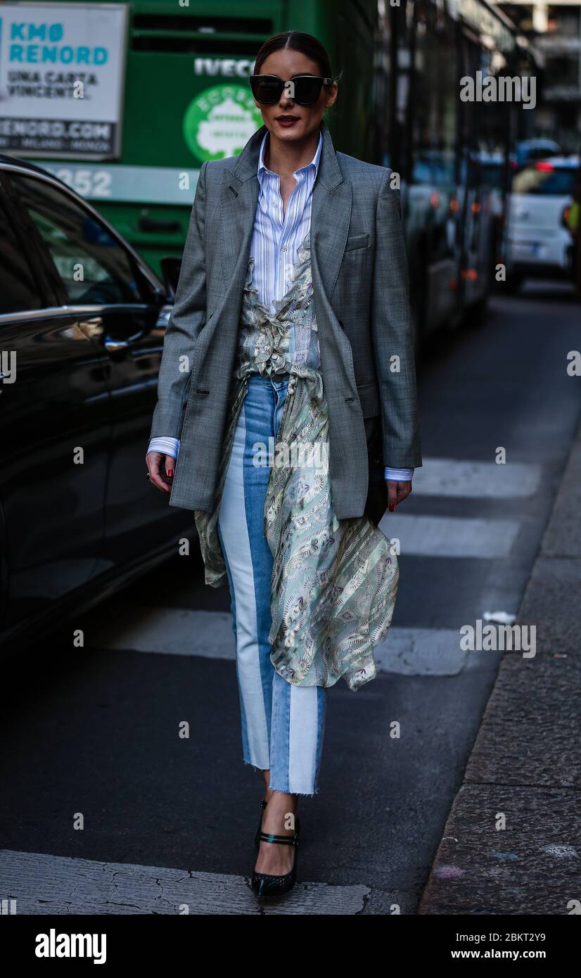 Milan Italy February 21 Olivia Palermo On The Street During The Milan Fashion Week Stock Photo Alamy