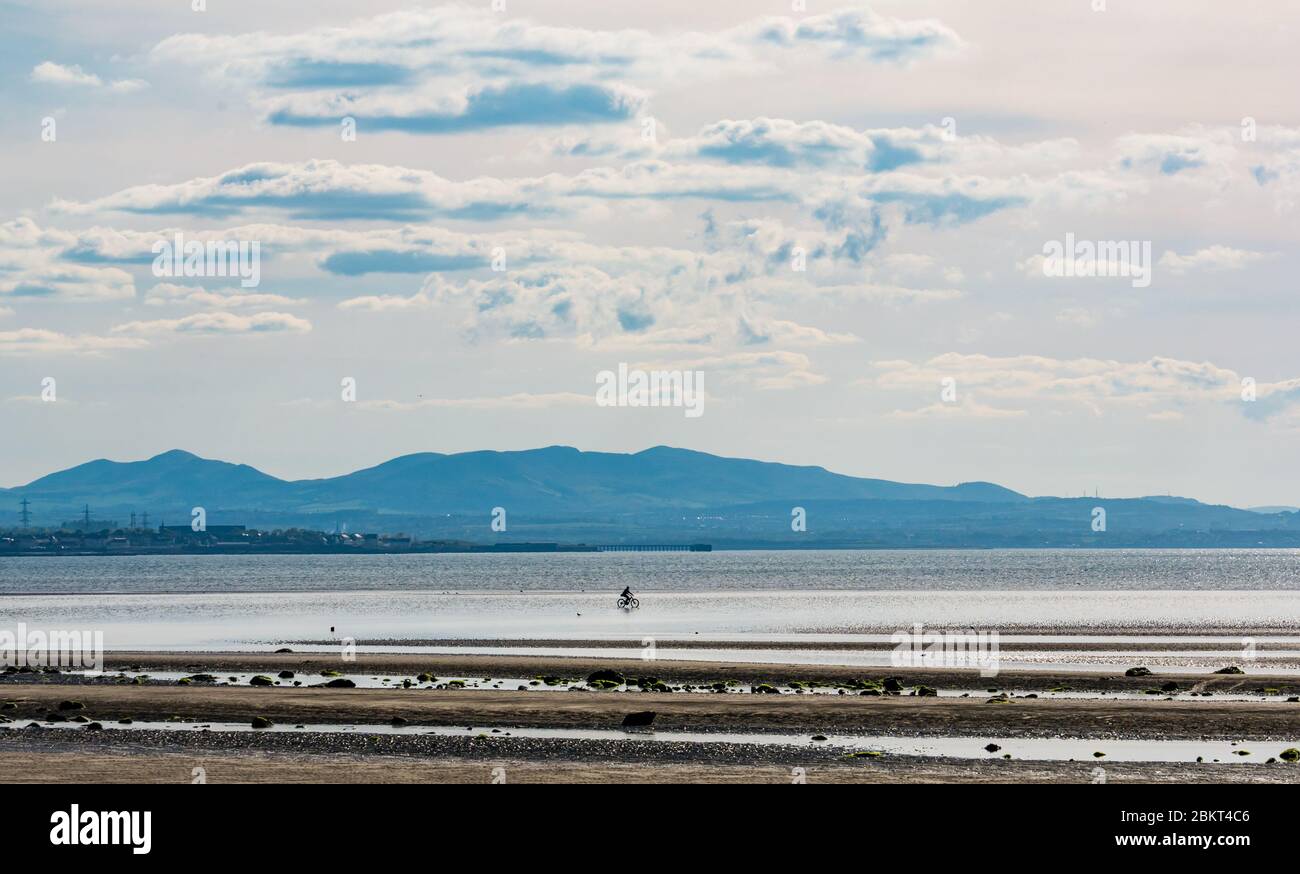 Firth of Forth, Scotland, United Kingdom. 5th May, 2020. UK Weather Sunshine on a beautiful