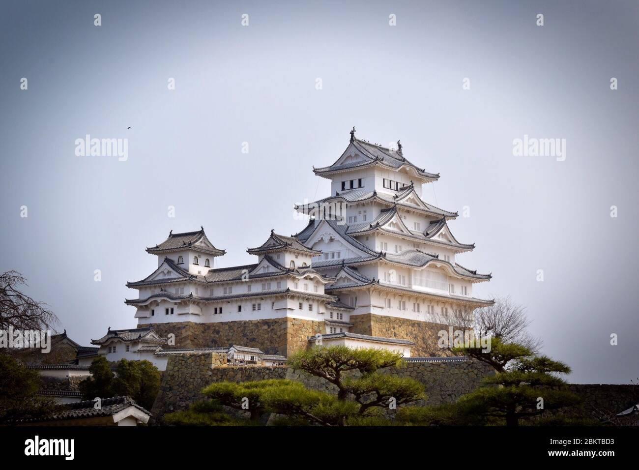 Himejijo castle, one of the few original castles, built in 1580