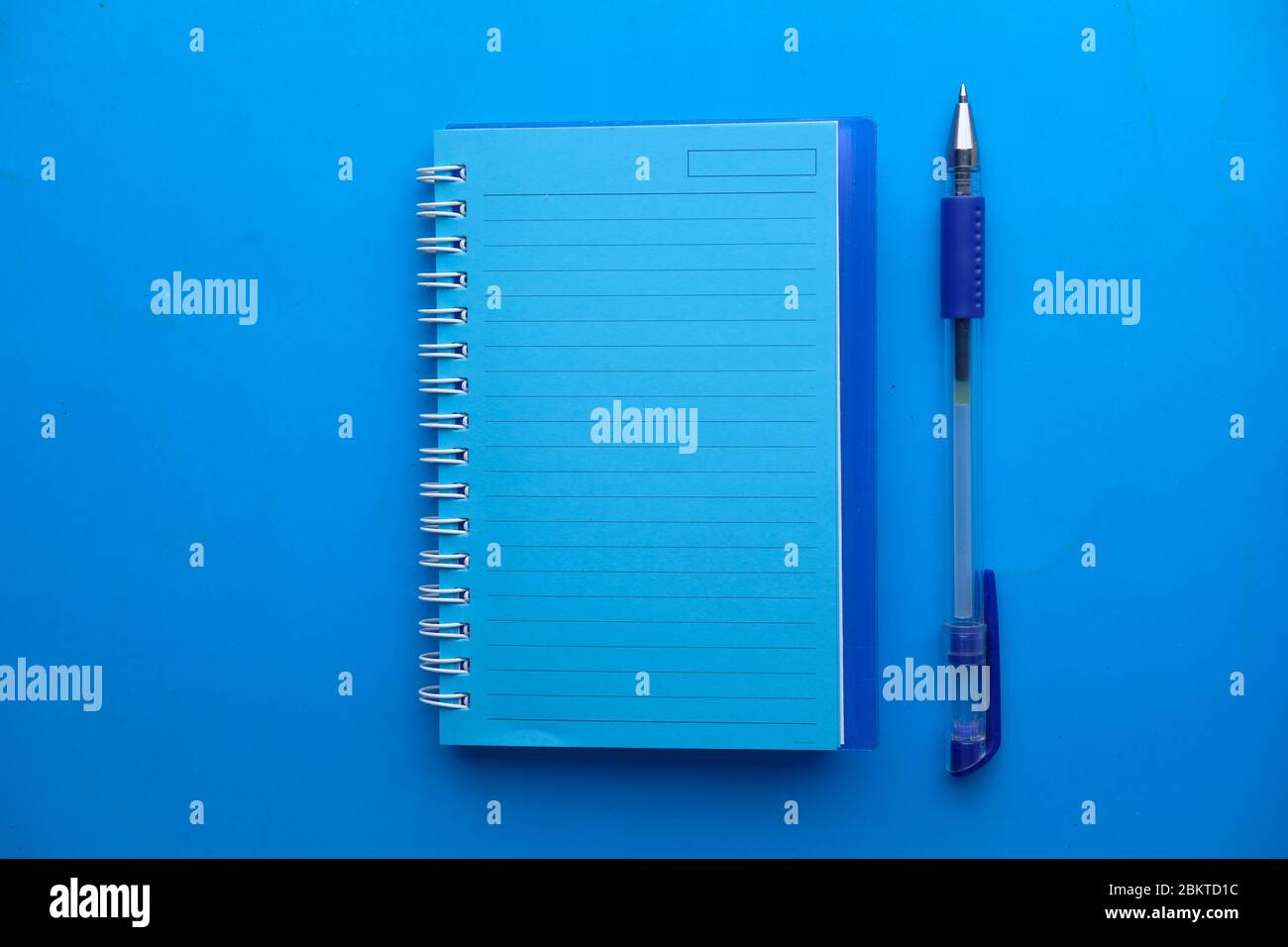 Blue notepad hi-res stock photography and images - Alamy