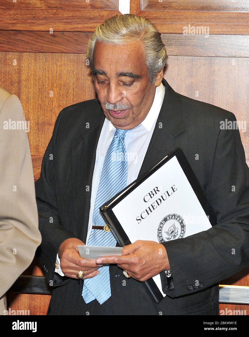 United States Representative Charlie Rangel (Democrat of New York) reads some notes in an elevator near at his Capitol Hill office on Wednesday, December 1, 2010.Credit: Ron Sachs / CNP  (RESTRICTION: NO New York or New Jersey Newspapers or newspapers within a 75 mile radius of New York City) / MediaPunch Stock Photo