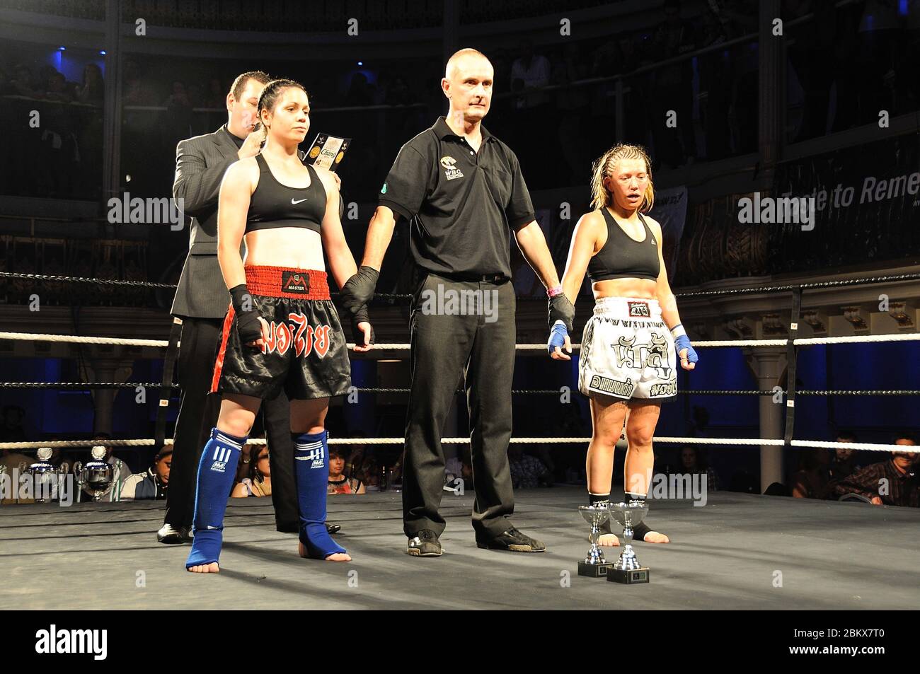 WBC international championship and Chang Cup at Bournemouth. Bounemouth fight  star Denise Mellor has made Muay Thai history by becoming the first World  Boxing Council 45 Kg female champion . Denise wrote