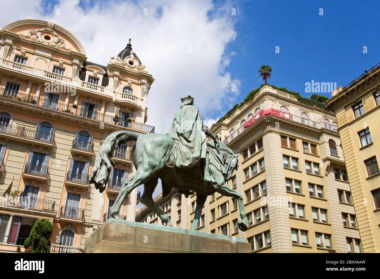 Ramon Berenguer Statue in Barri Gotic District, Barcelona, Catalonia, Spain, Europe Stock Photo
