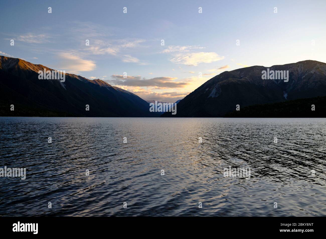 Lake Rotoiti Lake Rotoiti at sunset, Nelson Lakes National Park Stock Photo - Alamy
