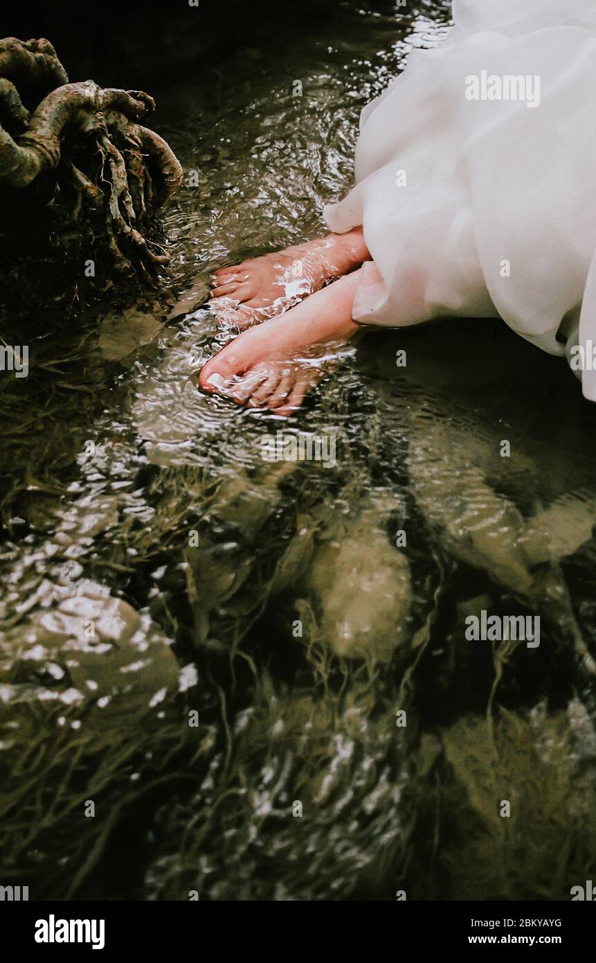 Shona River Feet