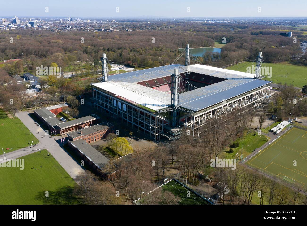 firo: 04.04.2020, Fuvuball, 1.Bundesliga, season 2019/2020, 1.FC Kv? ln, stadium, Rhein Energie Stadion, exterior view, aerial view, from above, drone, drone photo, | usage worldwide Stock Photo