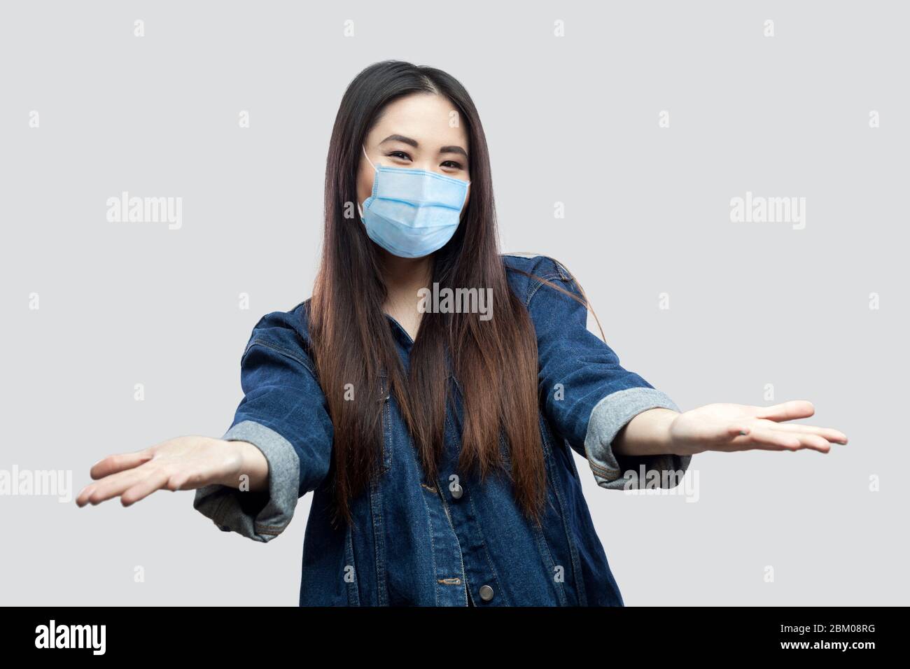 Woman medical mask reaching hi-res stock photography and images - Alamy