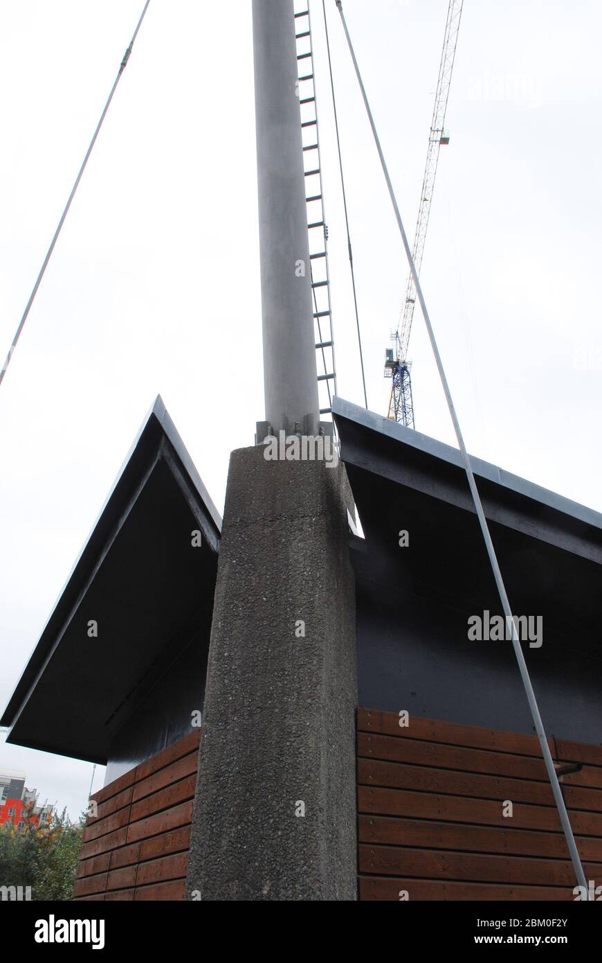 Communication Signal Shipping Boats Weather Radar Station, Greenwich Peninsula, London Stock Photo