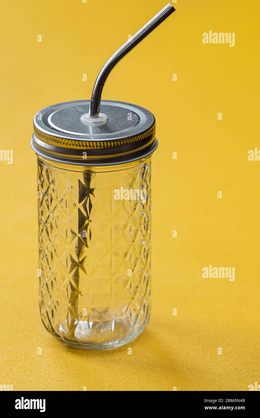 https://c8.alamy.com/comp/2BM0N4B/eco-natural-metal-straws-in-a-glass-glass-for-drinks-the-concept-of-a-sustainable-lifestyle-zero-waste-plastic-free-items-stop-plastic-pollution-2BM0N4B.jpg