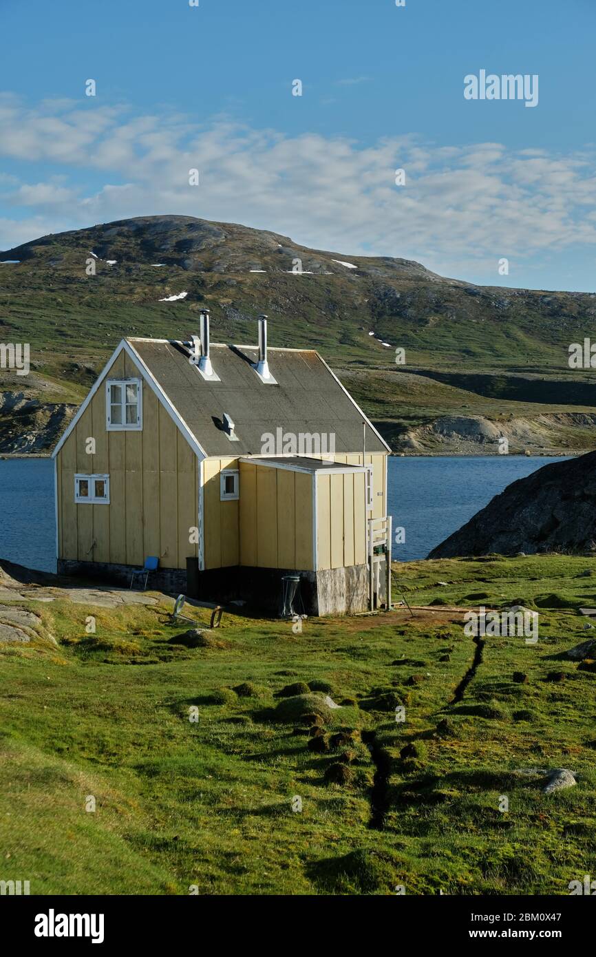 Colorful houses in the settlement of Tasiusaq Greenland Stock Photo Alamy