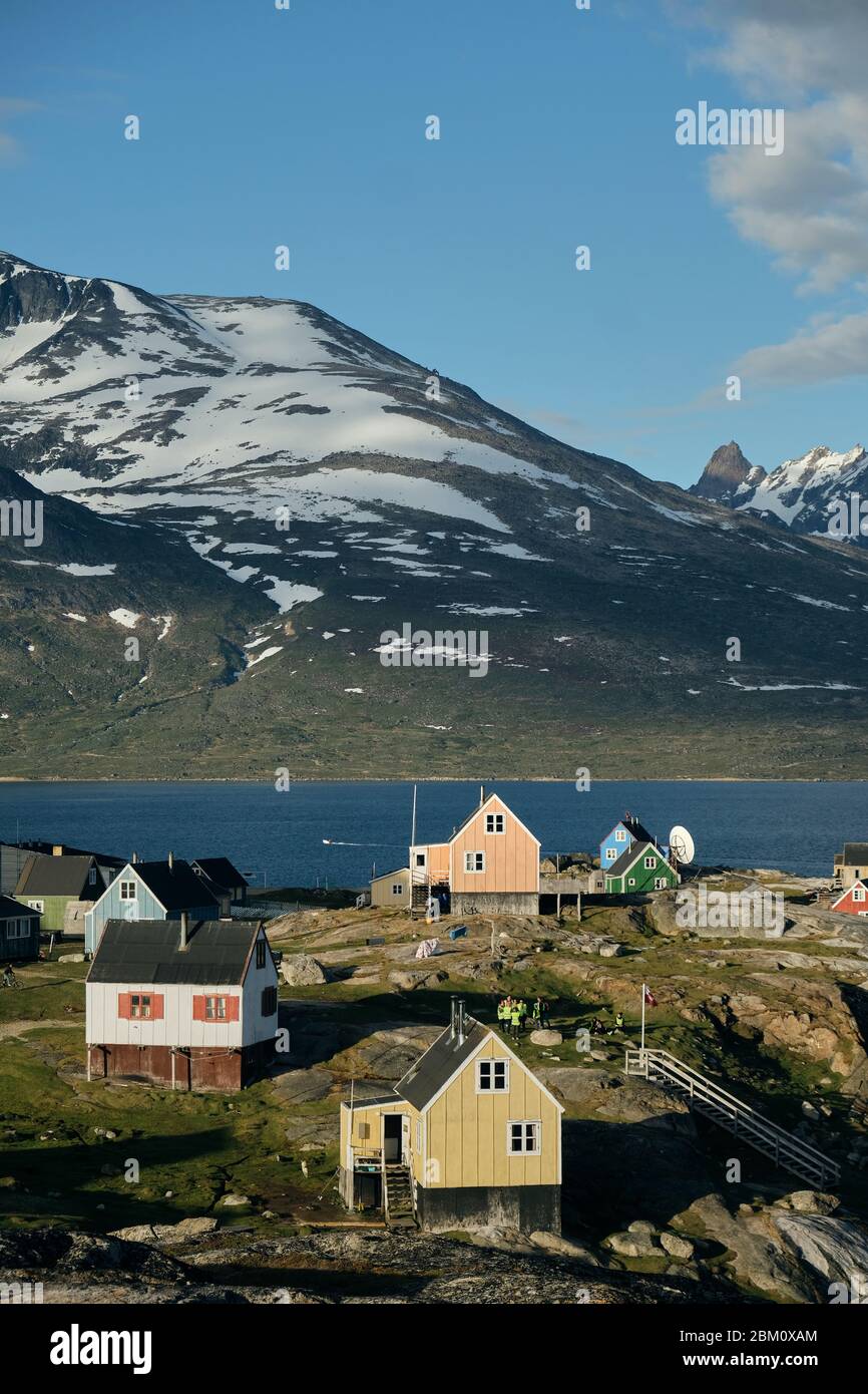 Colorful houses in the settlement of Tasiusaq Greenland Stock Photo Alamy
