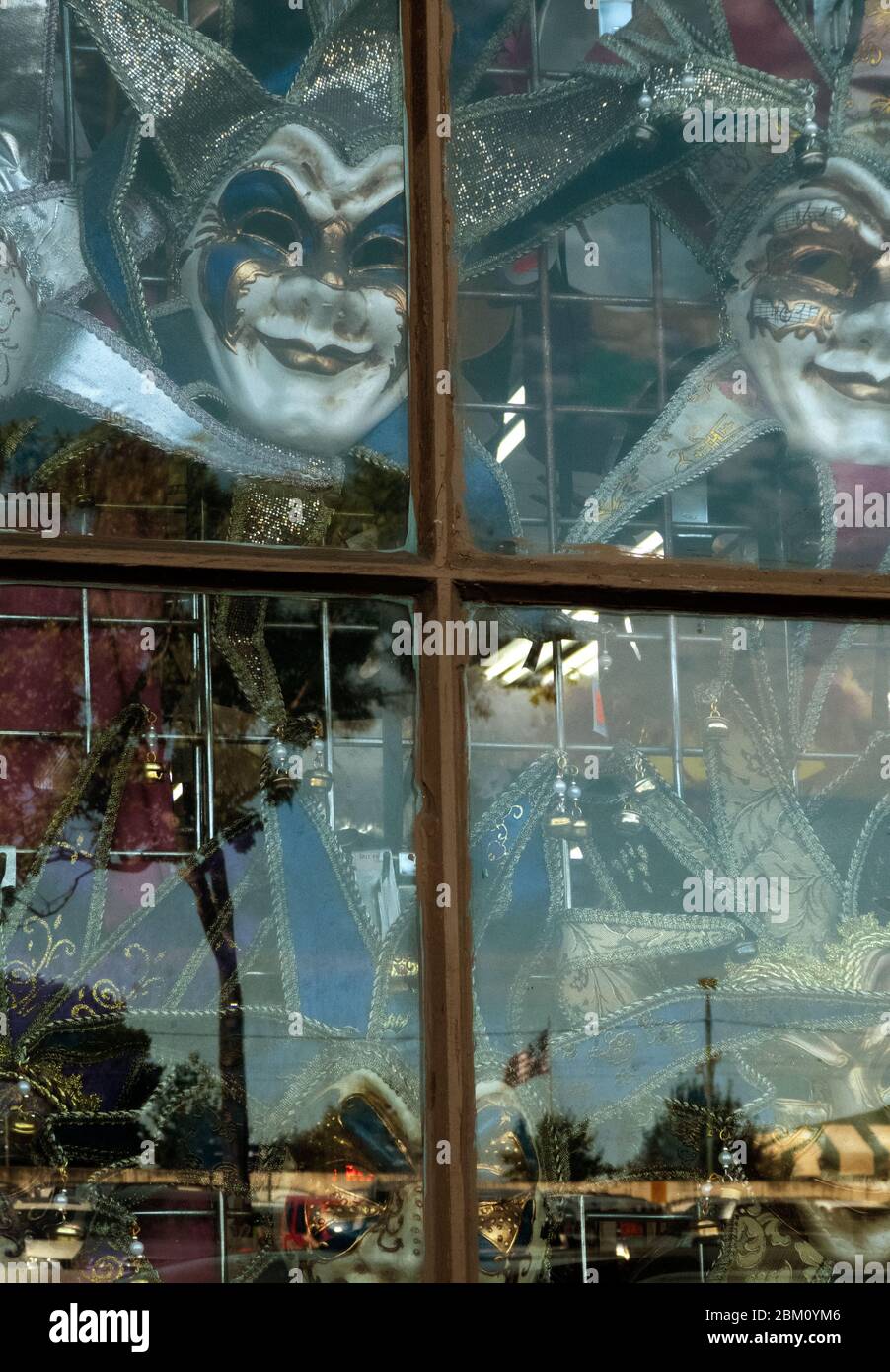 Mardi gras costumes hires stock photography and images Alamy