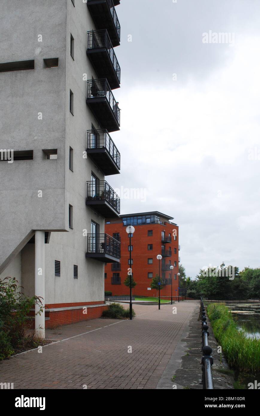 NewBuild Modern Apartments, Cardiff Bay, Wales Stock Photo Alamy