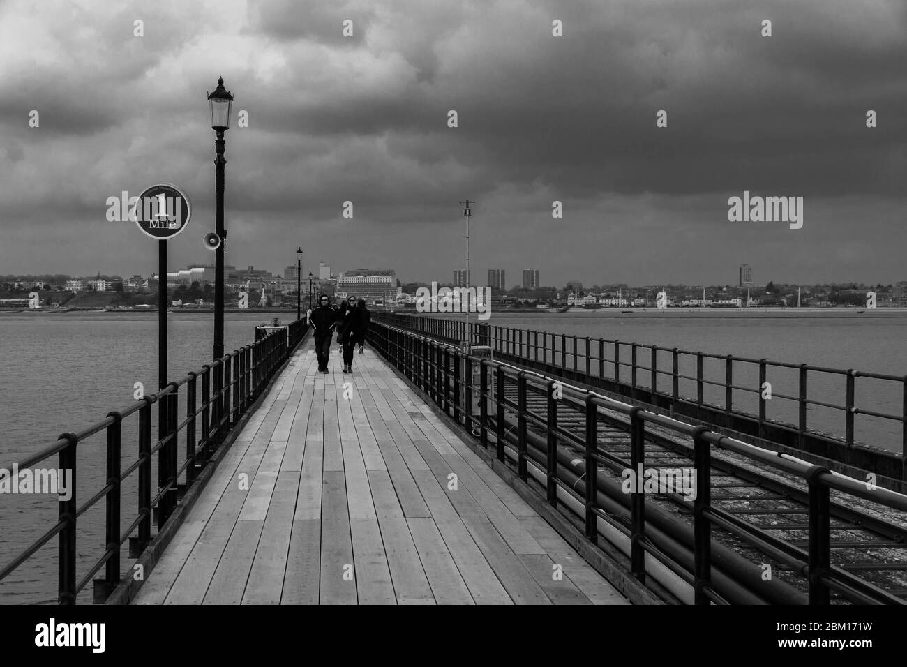 Southend on sea Black and White Stock Photos & Images Alamy