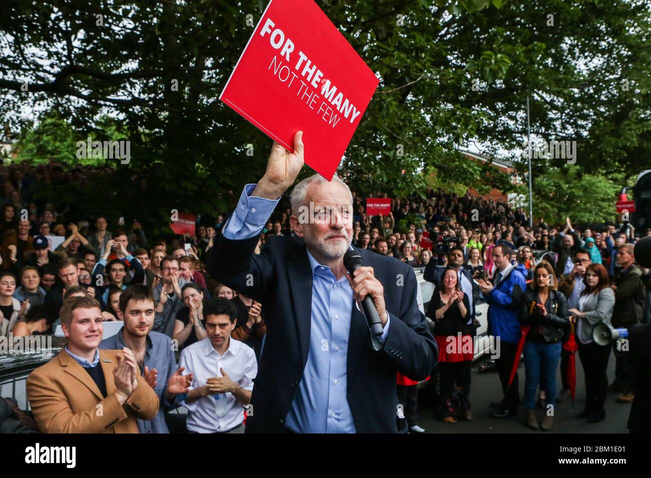 15/05/2017. Leeds, UK. Thousands of people stand in the rain in Leeds to listen to Labour leader Jeremy Corbyn speak at the Brudenell Social Club duri Stock Photo
